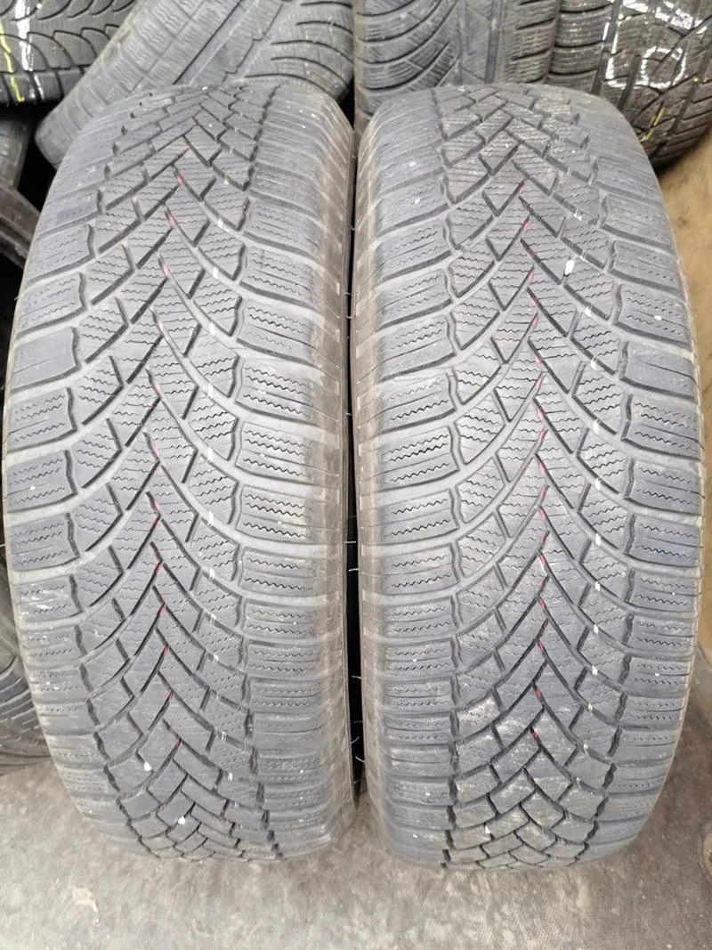 Гуми Зимни 215/70R16, снимка 1 - Гуми и джанти - 31638503