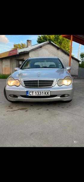 Mercedes-Benz C 200, снимка 1