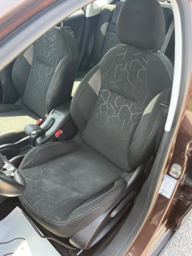 Peugeot 2008 1.2 i EURO 5B, снимка 14