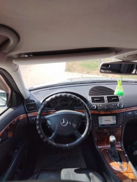 Mercedes-Benz E 270, снимка 16