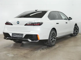     BMW 740 xDrive Sedan