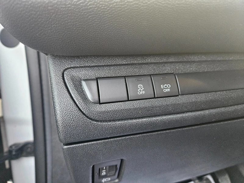 Peugeot 208 1.6HDi лизинг, снимка 15 - Автомобили и джипове - 47763858