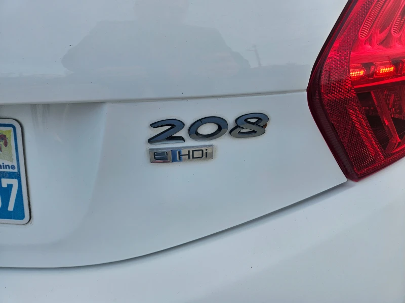 Peugeot 208 1.6HDi лизинг, снимка 7 - Автомобили и джипове - 47763858
