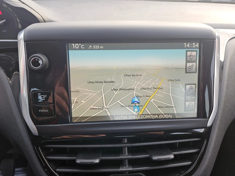 Peugeot 208 1.6HDi лизинг, снимка 11 - Автомобили и джипове - 47763858