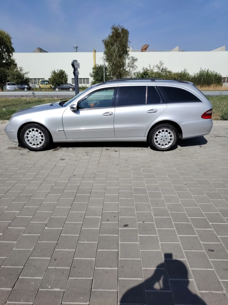 Mercedes-Benz E 270, снимка 8 - Автомобили и джипове - 48155149