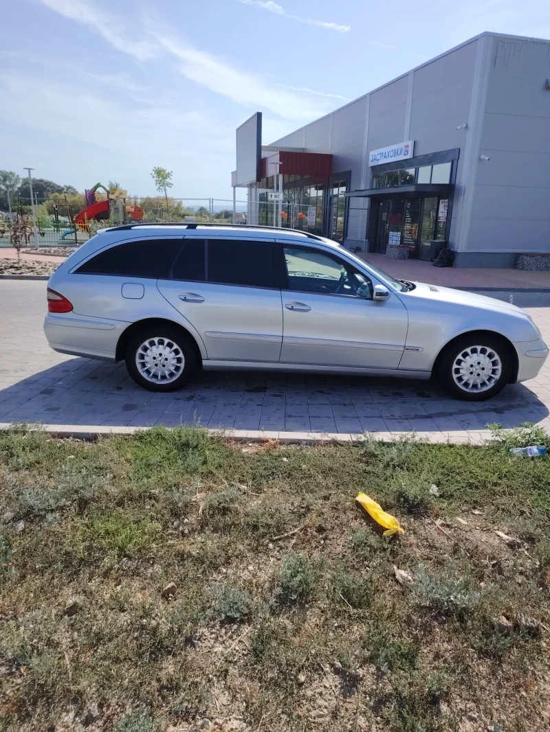 Mercedes-Benz E 270, снимка 3 - Автомобили и джипове - 48155149