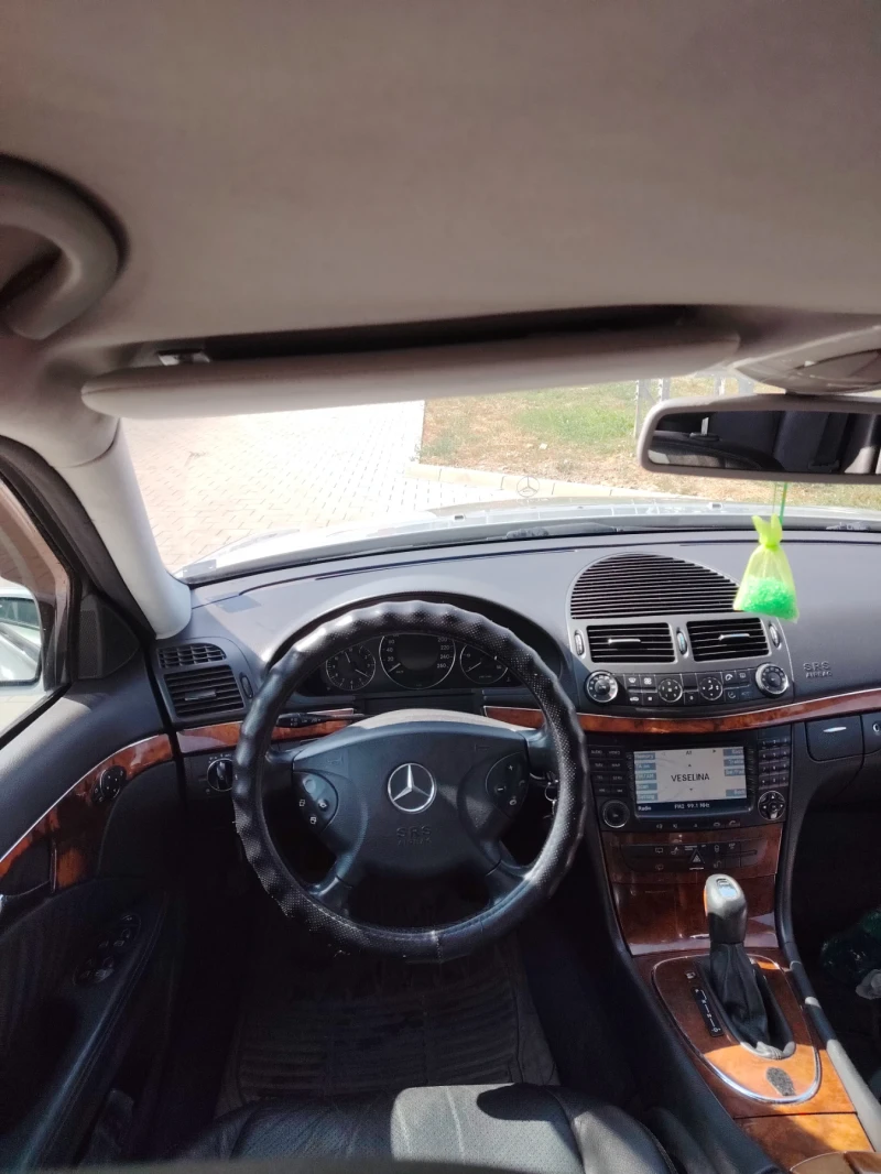 Mercedes-Benz E 270, снимка 16 - Автомобили и джипове - 48155149