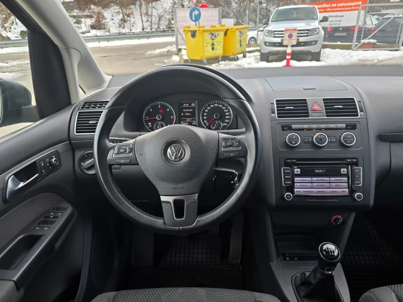 VW Touran 2.0TDI/140к.с./BI XSENON/HIGHLINE, снимка 17 - Автомобили и джипове - 48448636