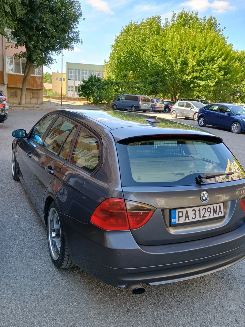 BMW 320 2.0д, снимка 5 - Автомобили и джипове - 51617435