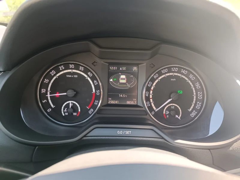 Skoda Octavia VRS 184 2.0 TDI, снимка 9 - Автомобили и джипове - 52393470