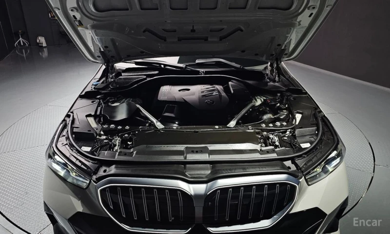 BMW 520, снимка 6 - Автомобили и джипове - 52962182