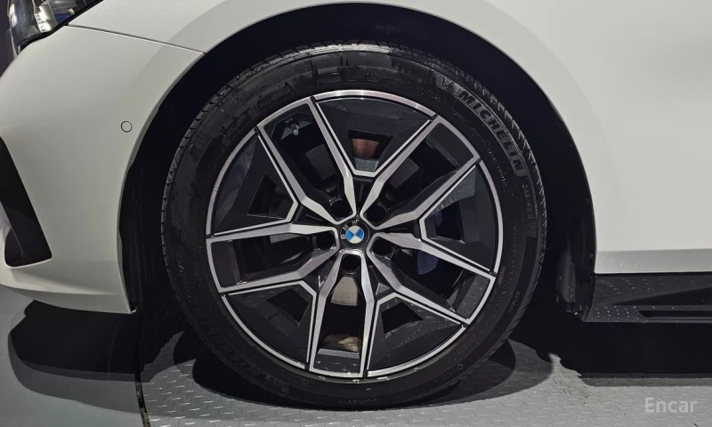 BMW 520, снимка 5 - Автомобили и джипове - 52962182