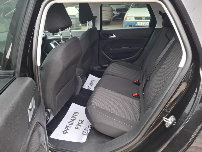 Peugeot 308 1.6HDI Navi Автопилот, снимка 8 - Автомобили и джипове - 53293370