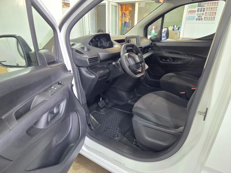 Peugeot Partner 50kw , снимка 12 - Автомобили и джипове - 53364734
