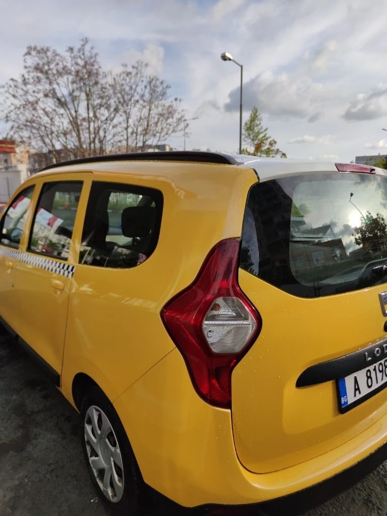 Dacia Lodgy 1.6i-GPL, снимка 6 - Автомобили и джипове - 47858567