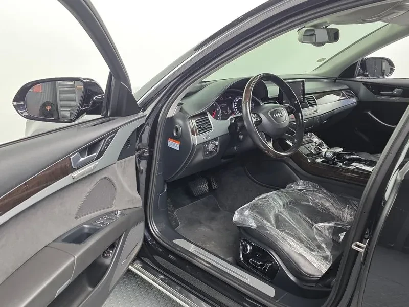 Audi A8 3.0 TDI Quattro - САМО 30% АВАНС, снимка 11 - Автомобили и джипове - 55707671