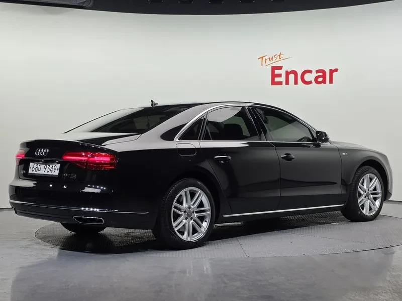 Audi A8 3.0 TDI Quattro - САМО 30% АВАНС, снимка 2 - Автомобили и джипове - 55707671