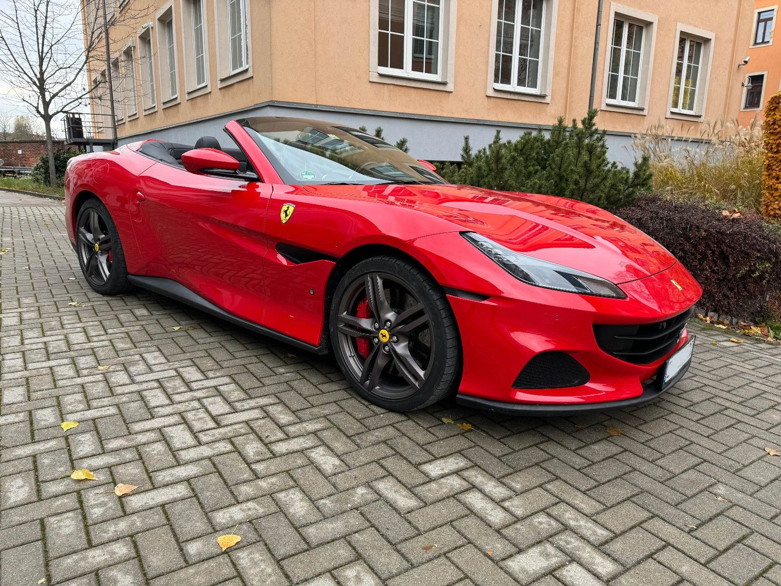 Ferrari Portofino V8, снимка 1