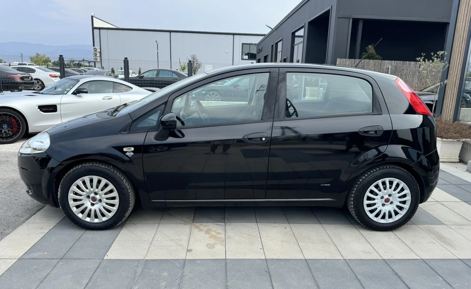 Fiat Punto 1.3MultiJet 90kc 6ск - изображение 5