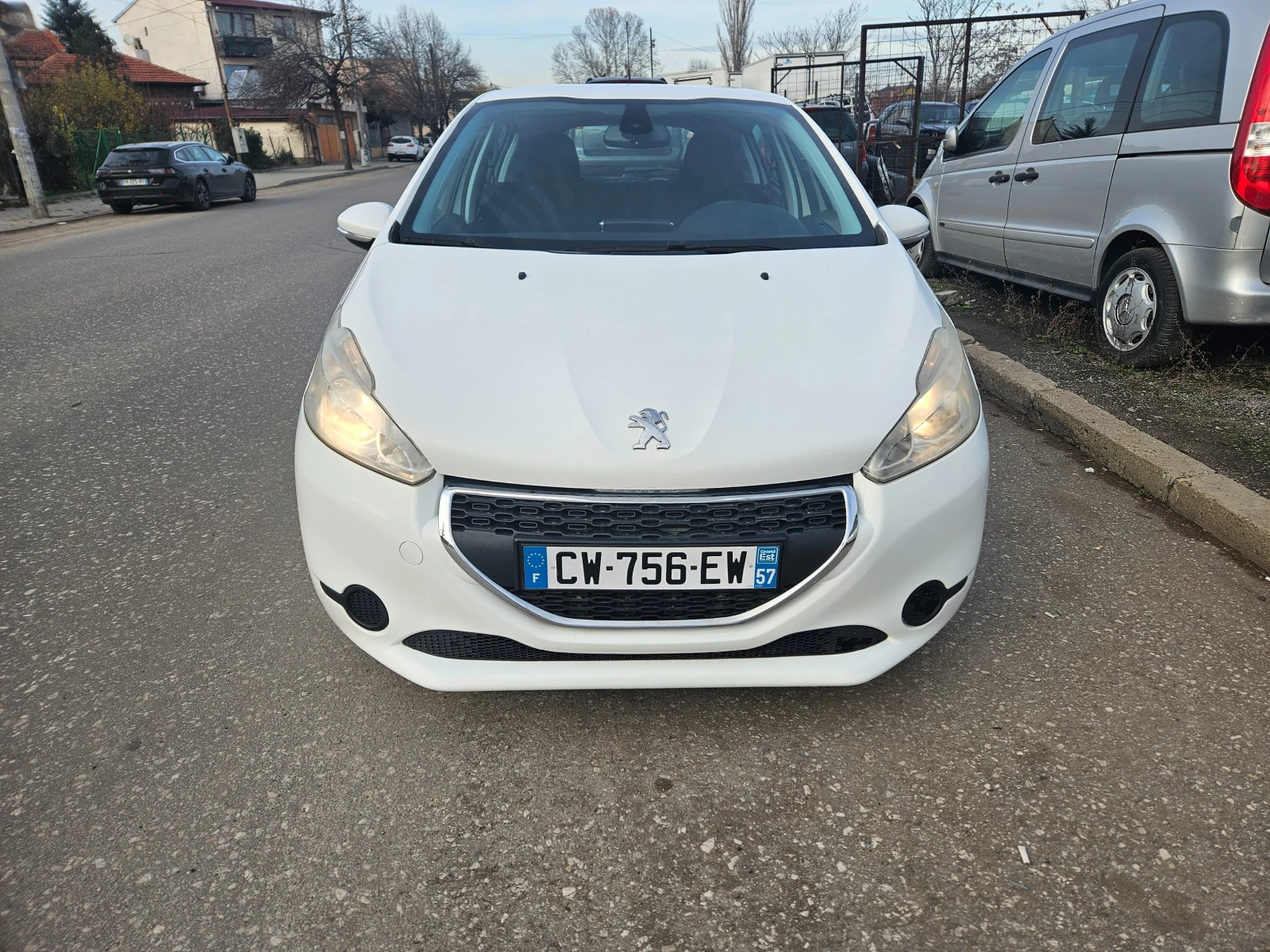 Peugeot 208 1.6HDi ������ | Mobile.bg � ����������� 2