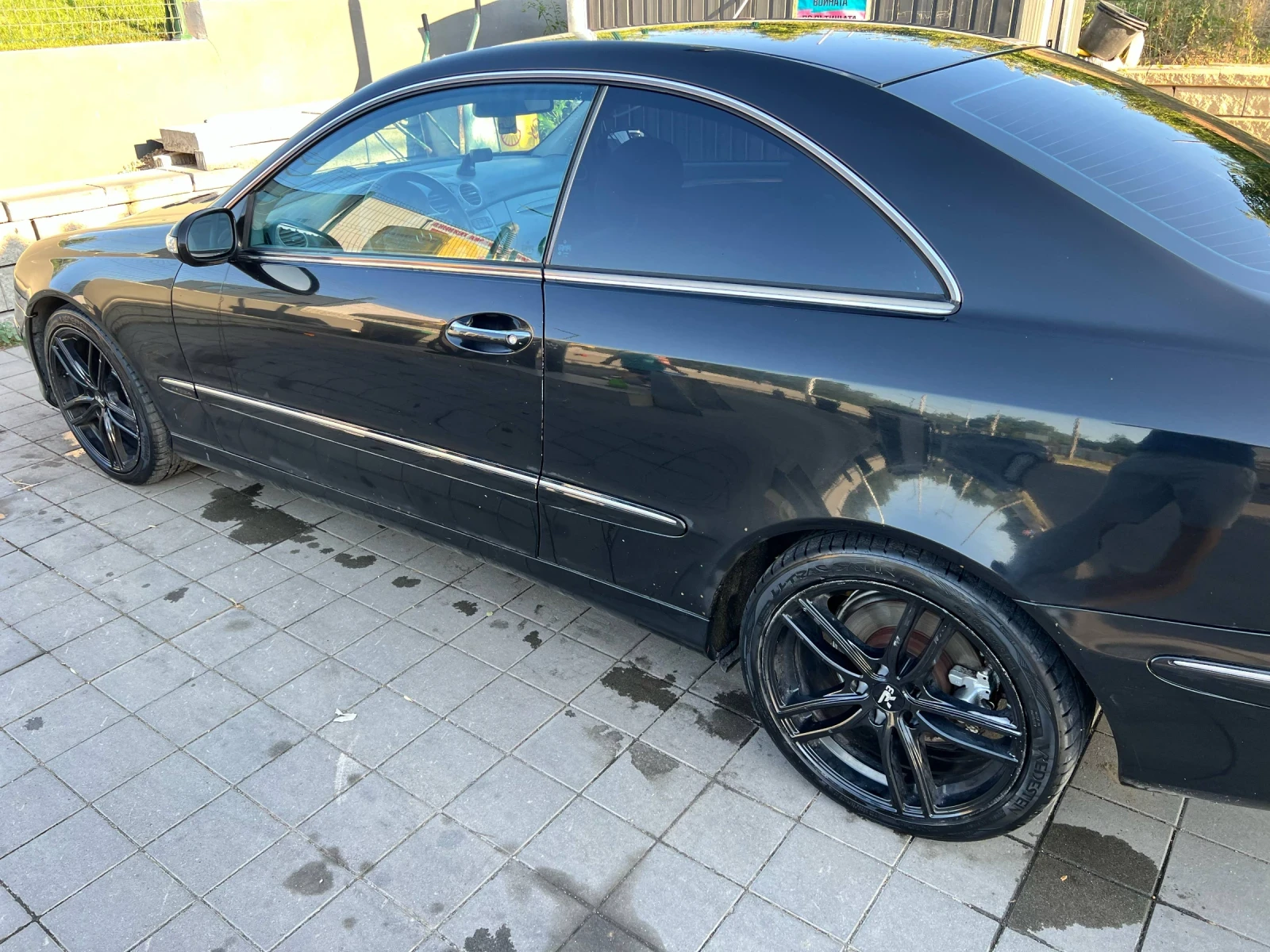 Mercedes-Benz CLK 270 - изображение 2