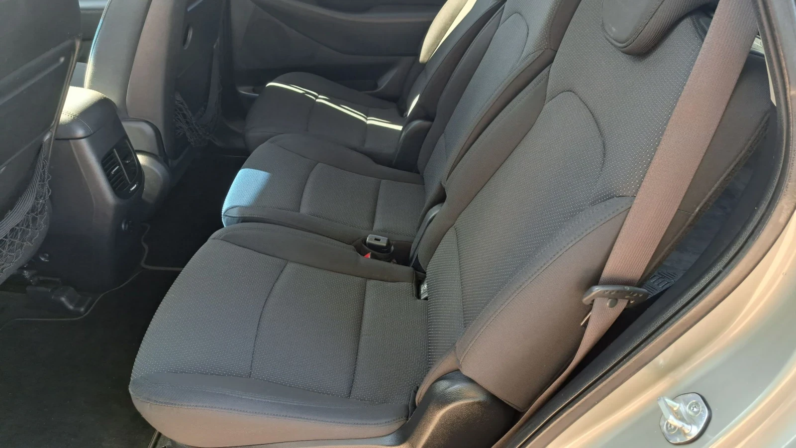 Kia Carens 1.7CRDI-7места - изображение 9