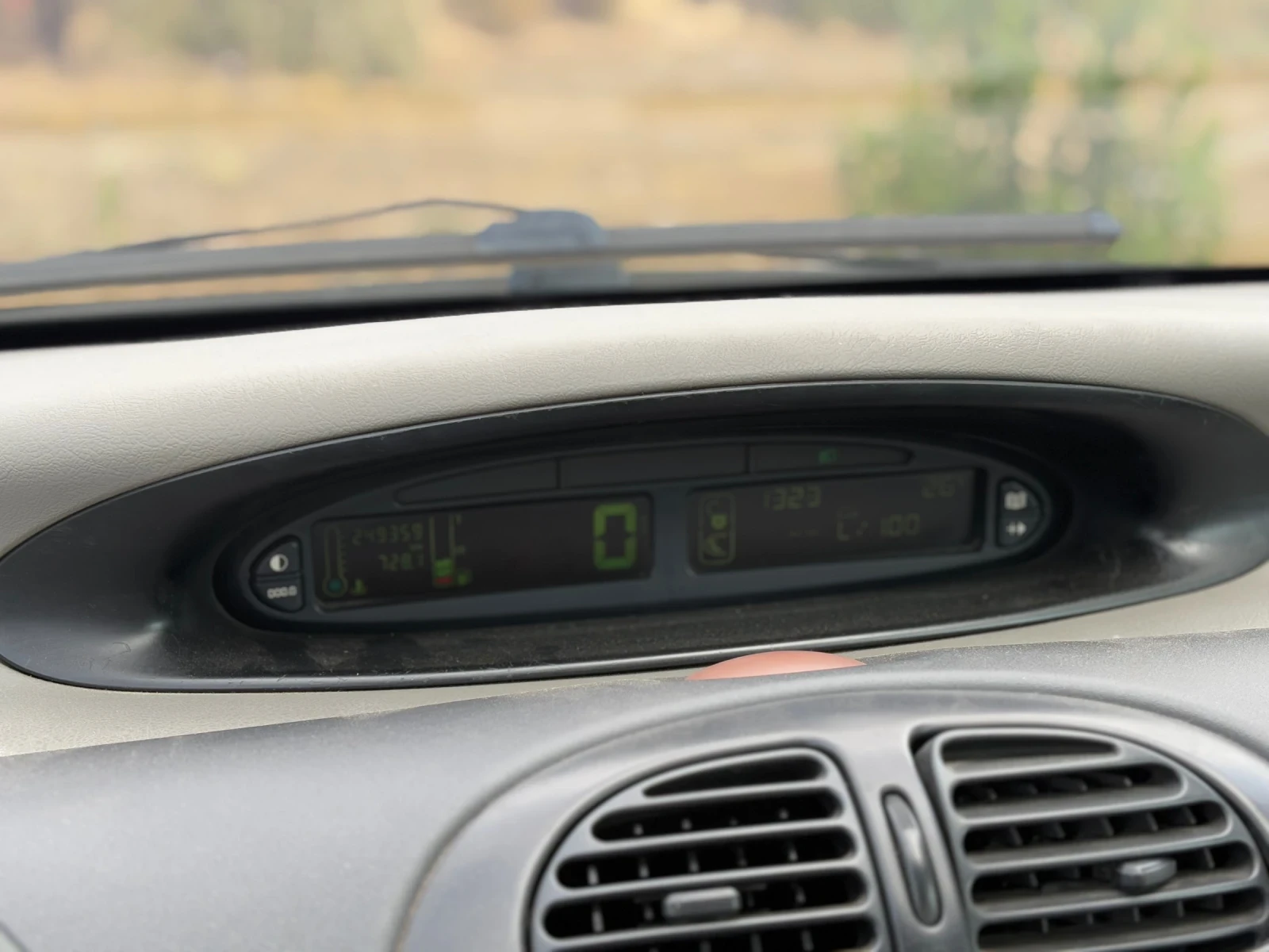 Citroen Xsara picasso ГАЗ/ОБСЛУЖЕН | Mobile.bg — изображение 13