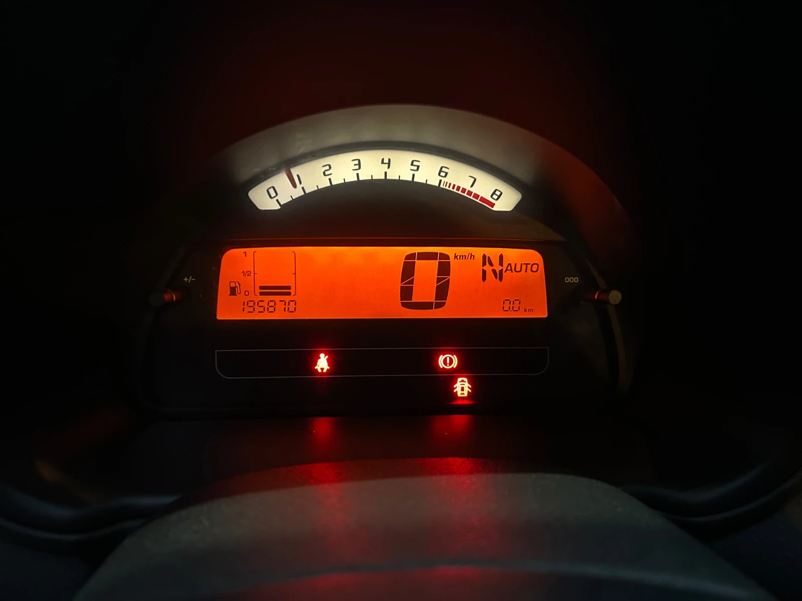 Citroen C3 1.4i EXCLUSIVE | Mobile.bg   11