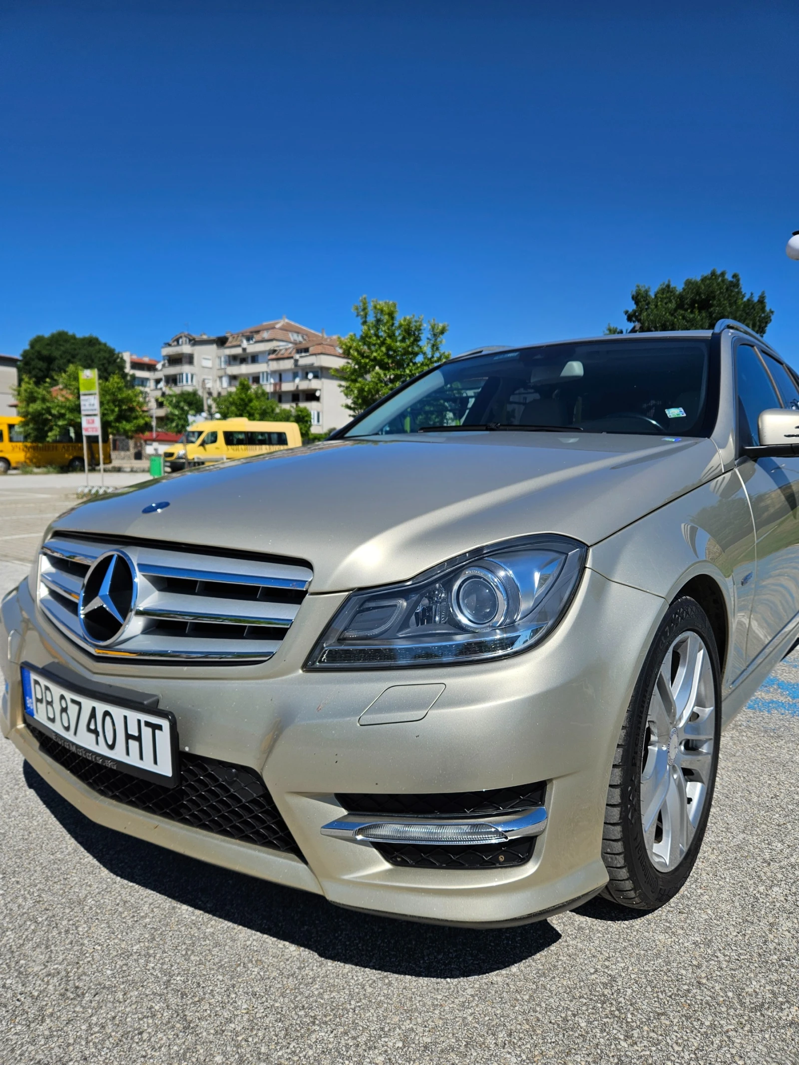 Mercedes-Benz C 220 AMG Line - изображение 2