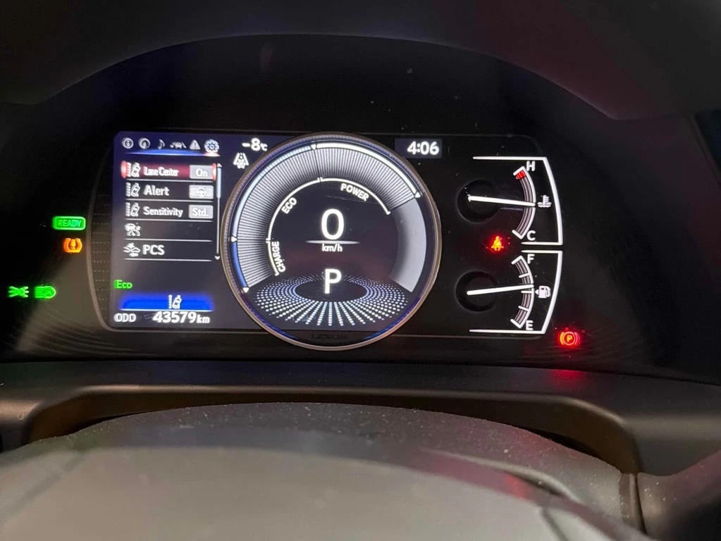 Lexus ES 300h  CARFAX | Mobile.bg � ����������� 8