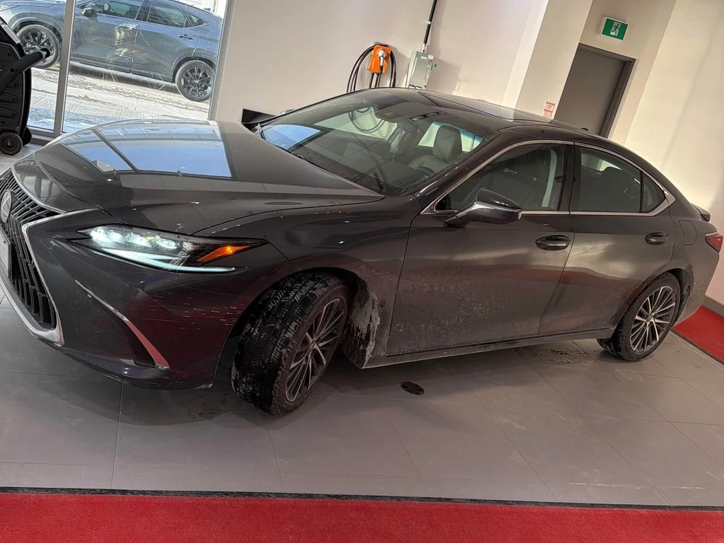 Lexus ES 300h  CARFAX | Mobile.bg � ����������� 2