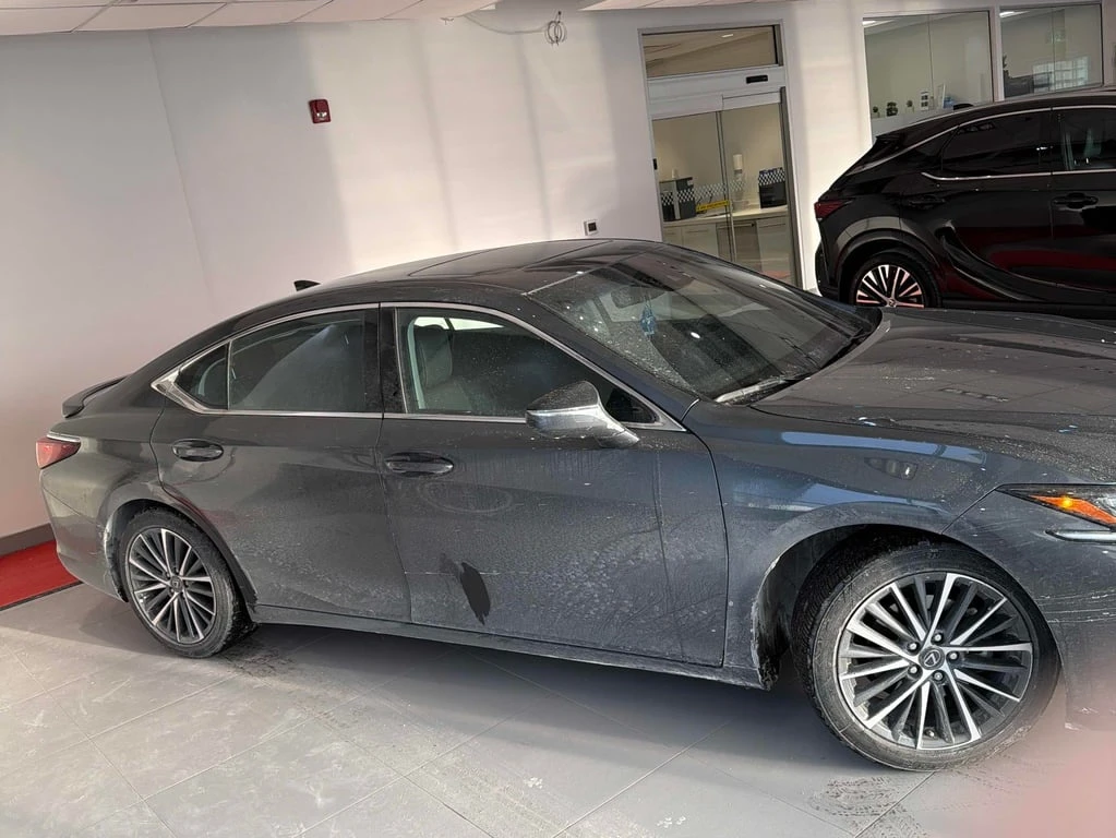 Lexus ES 300h  CARFAX | Mobile.bg � ����������� 3