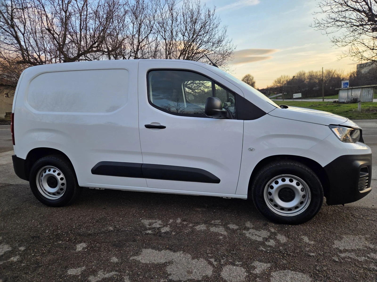 Peugeot Partner 50kw  - изображение 10