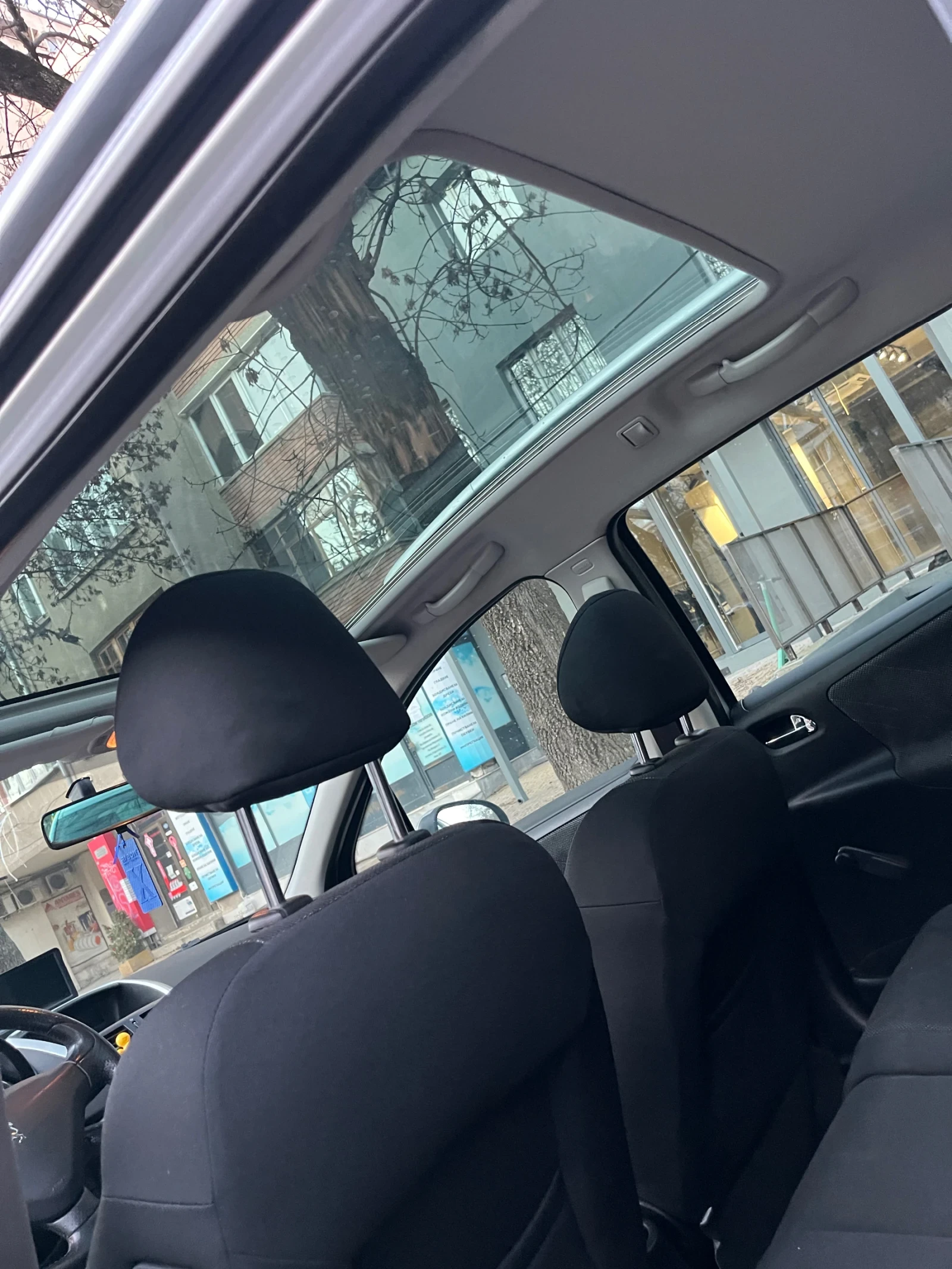 Peugeot 207 SW - изображение 8