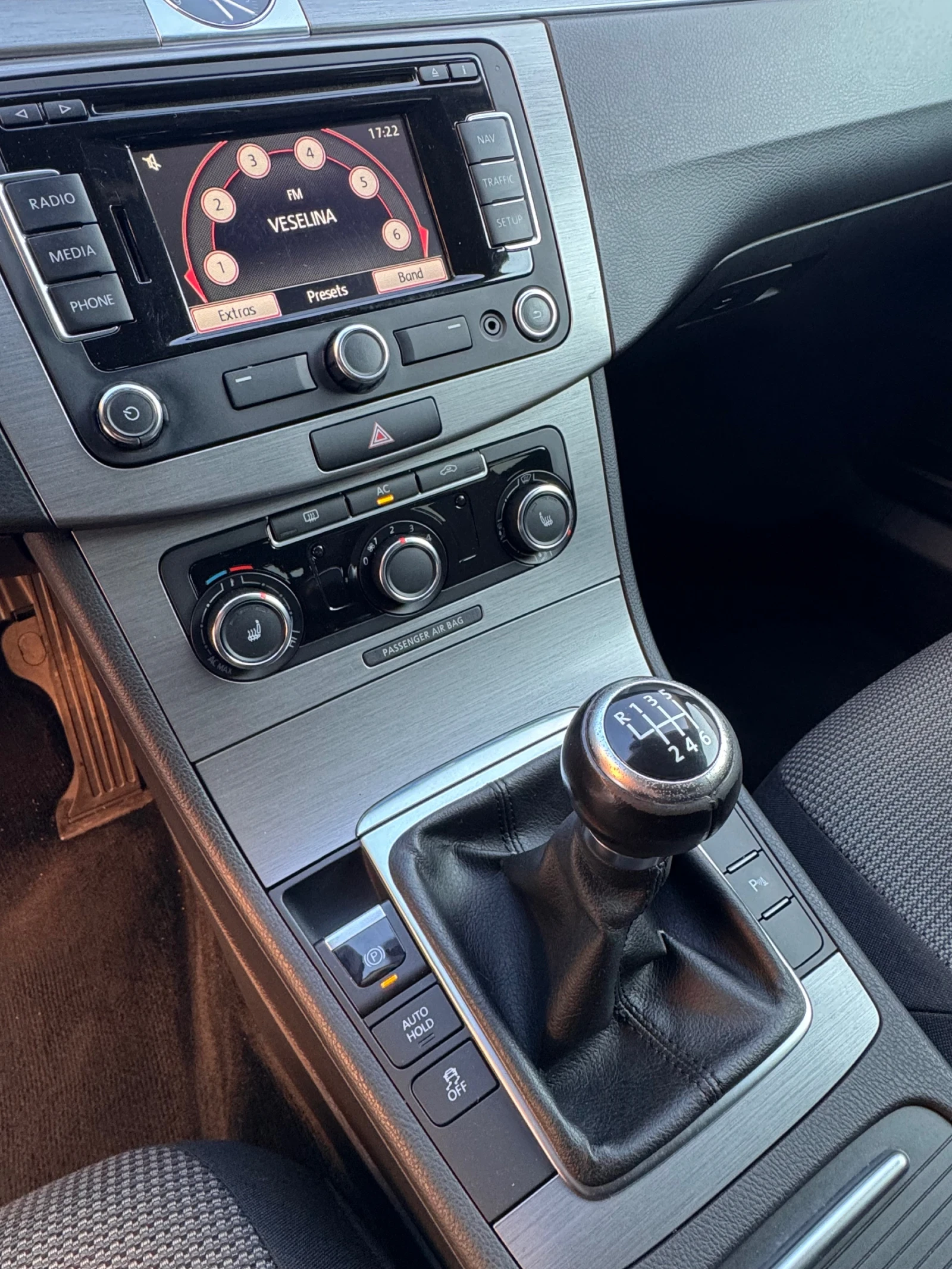 VW Passat 2.0 TDI CFFB ���������  | Mobile.bg � ����������� 14