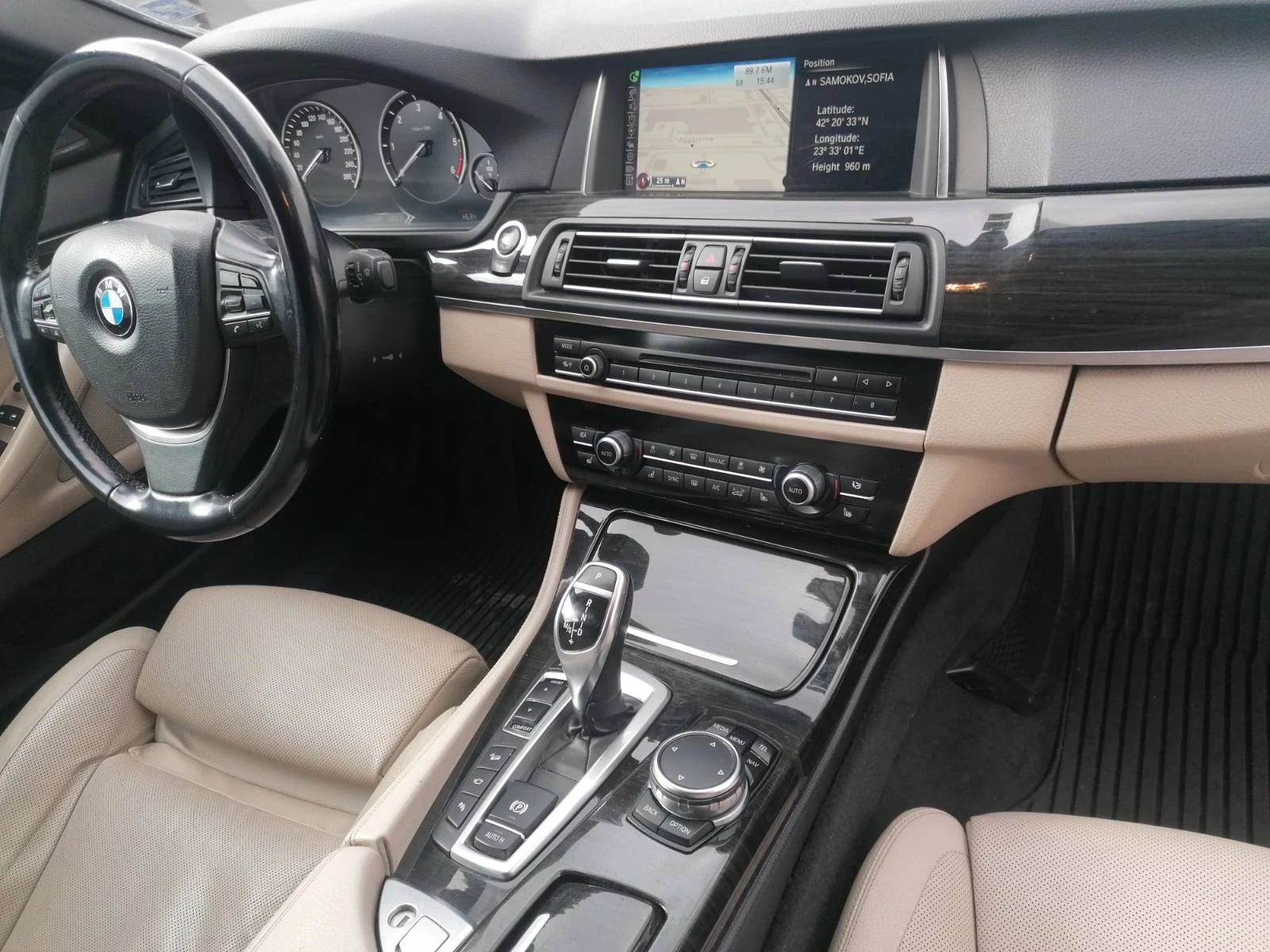 BMW 530 BMW 530 XDRIVE , снимка 11 - Автомобили и джипове - 54116873