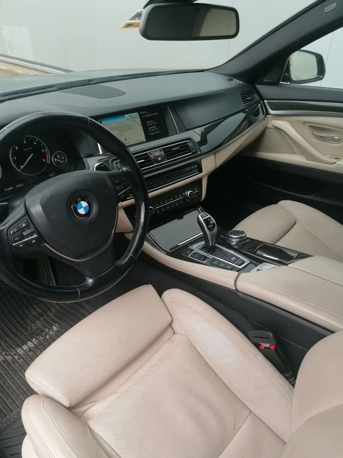 BMW 530 BMW 530 XDRIVE , снимка 13 - Автомобили и джипове - 54116873