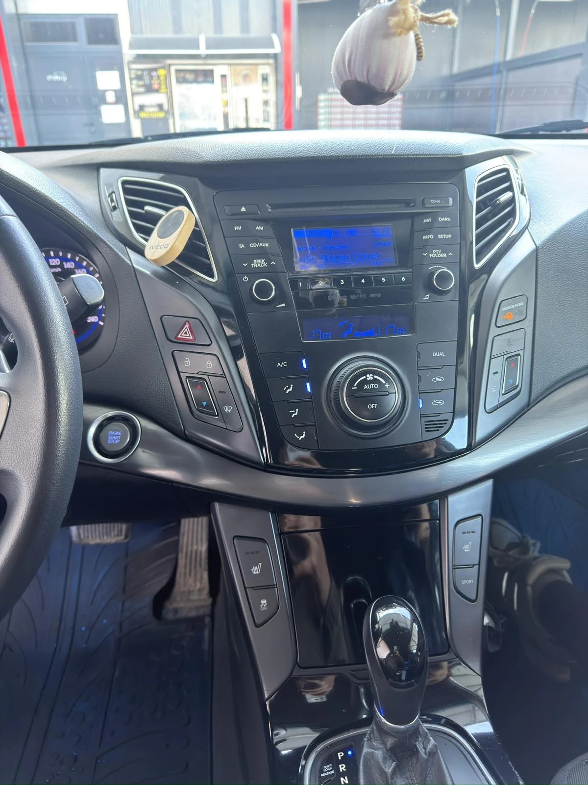 Hyundai I40, снимка 16 - Автомобили и джипове - 54286763