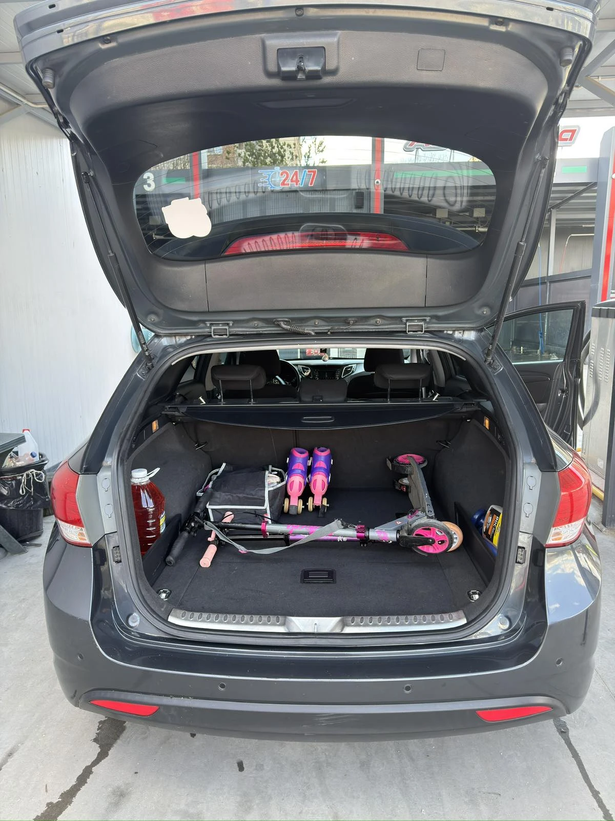 Hyundai I40, снимка 2 - Автомобили и джипове - 54286763