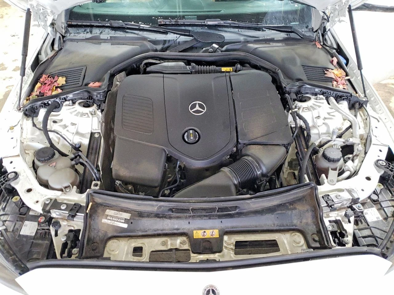 Mercedes-Benz C 300 2l 4Matic, снимка 11 - Автомобили и джипове - 54349164