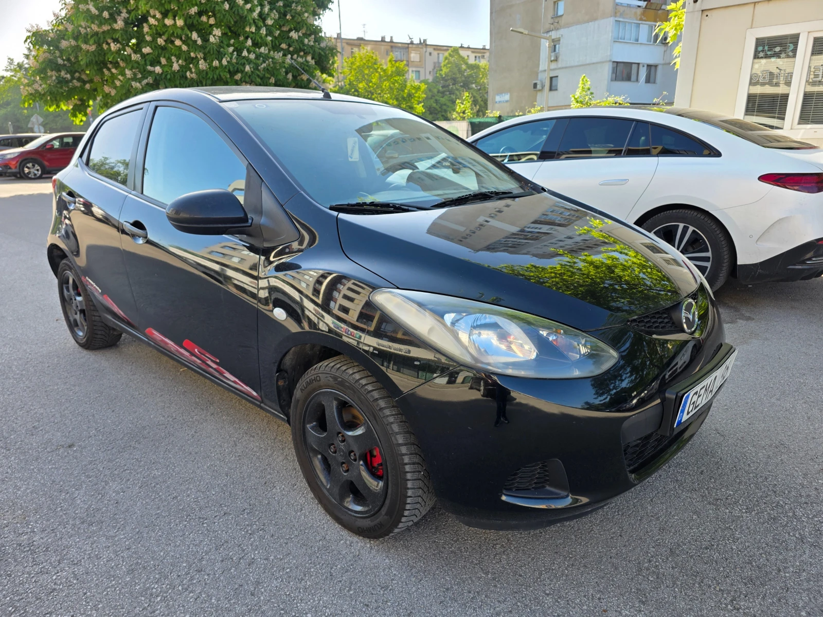 Mazda 2 1.3 i Ce PRO 75кс, снимка 3 - Автомобили и джипове - 54710392