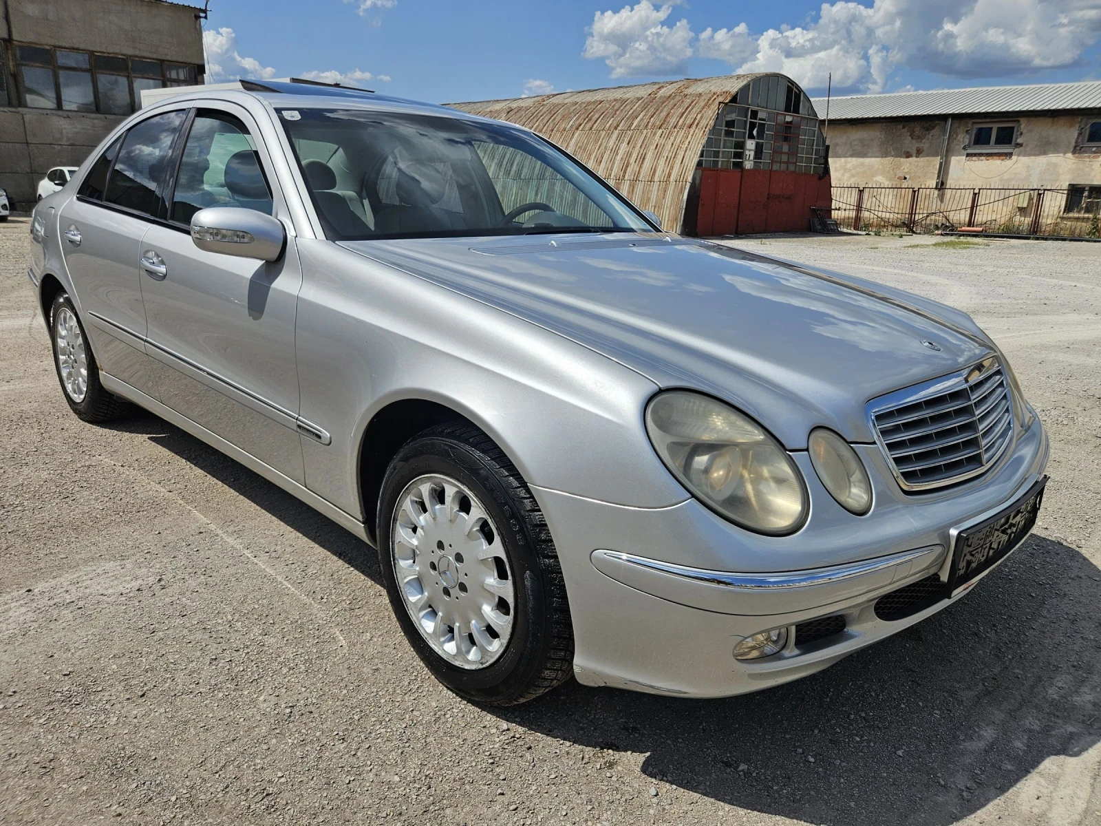 Mercedes-Benz E 220 CDI* Автомат , снимка 2 - Автомобили и джипове - 55178537