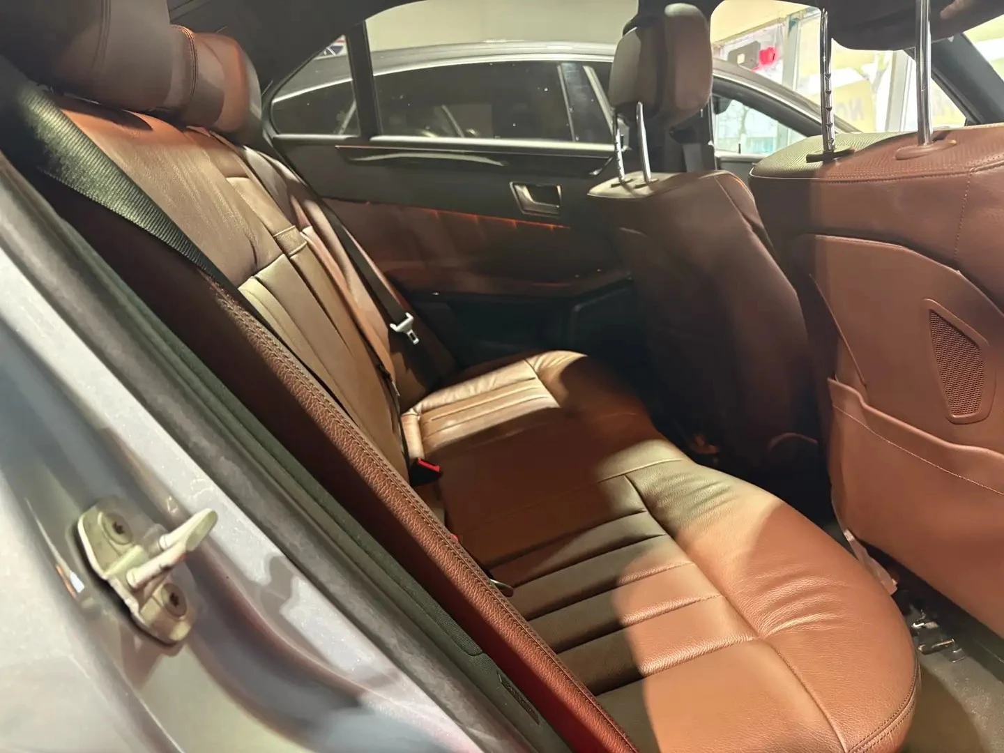 Mercedes-Benz E 500 E550 FULL ЦЕНА ДО БЪЛГАРИЯ АВТОКРЕДИТ, снимка 14 - Автомобили и джипове - 55188662