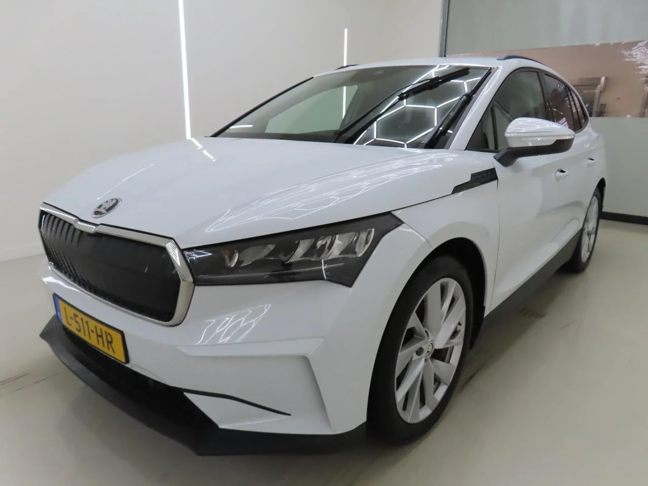 Skoda Enyaq, снимка 2 - Автомобили и джипове - 55347214