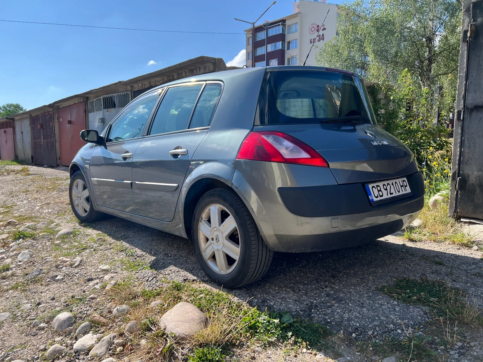 Renault Megane Бензин + Метан, снимка 3 - Автомобили и джипове - 55393948