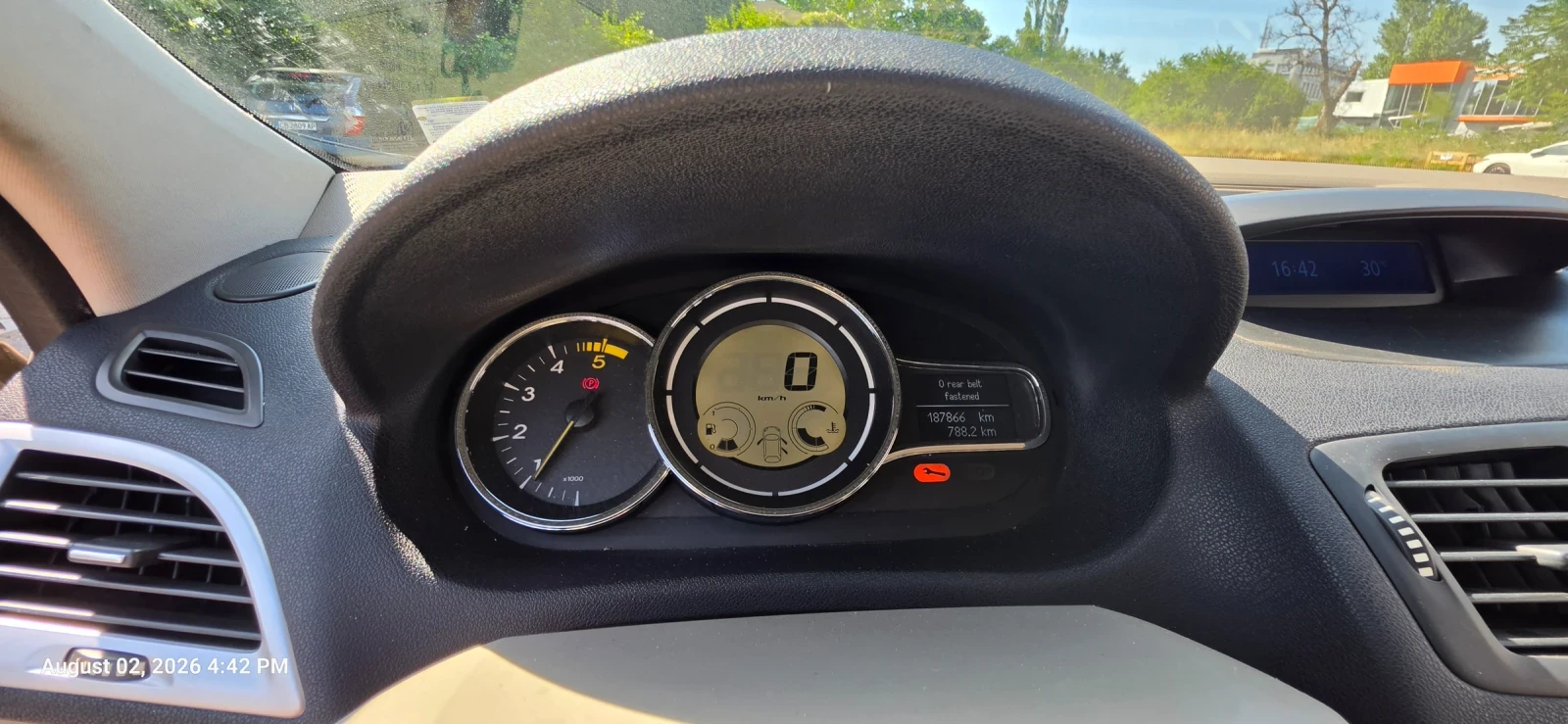 Renault Megane, снимка 10 - Автомобили и джипове - 55535376