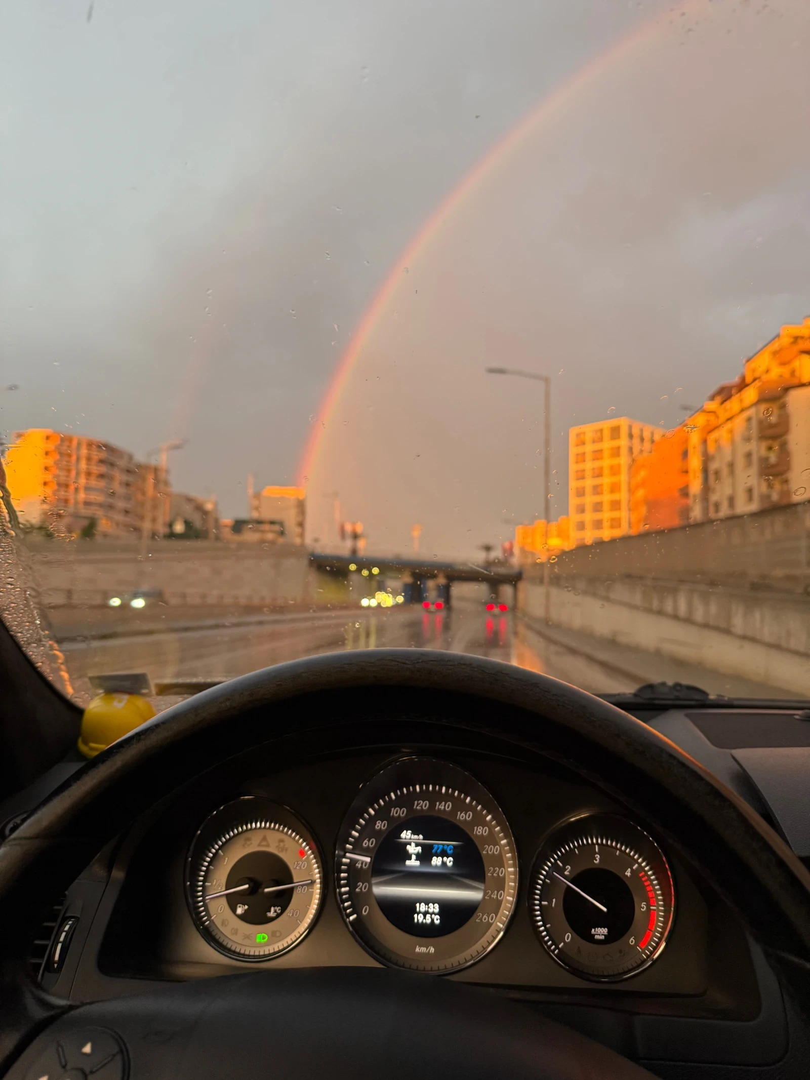 Mercedes-Benz C 200, снимка 6 - Автомобили и джипове - 55589217
