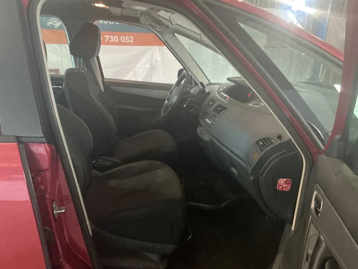 Citroen Grand C4 Picasso 1.6 HDi, снимка 3 - Автомобили и джипове - 55657917