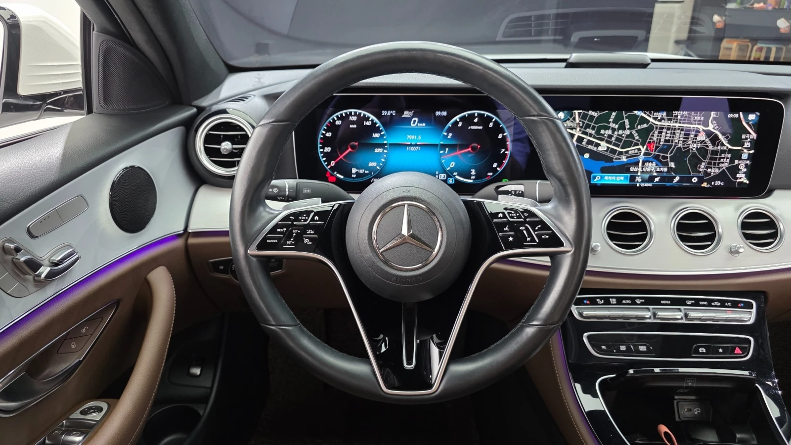Mercedes-Benz E 250 Avantgarde, снимка 12 - Автомобили и джипове - 55742426