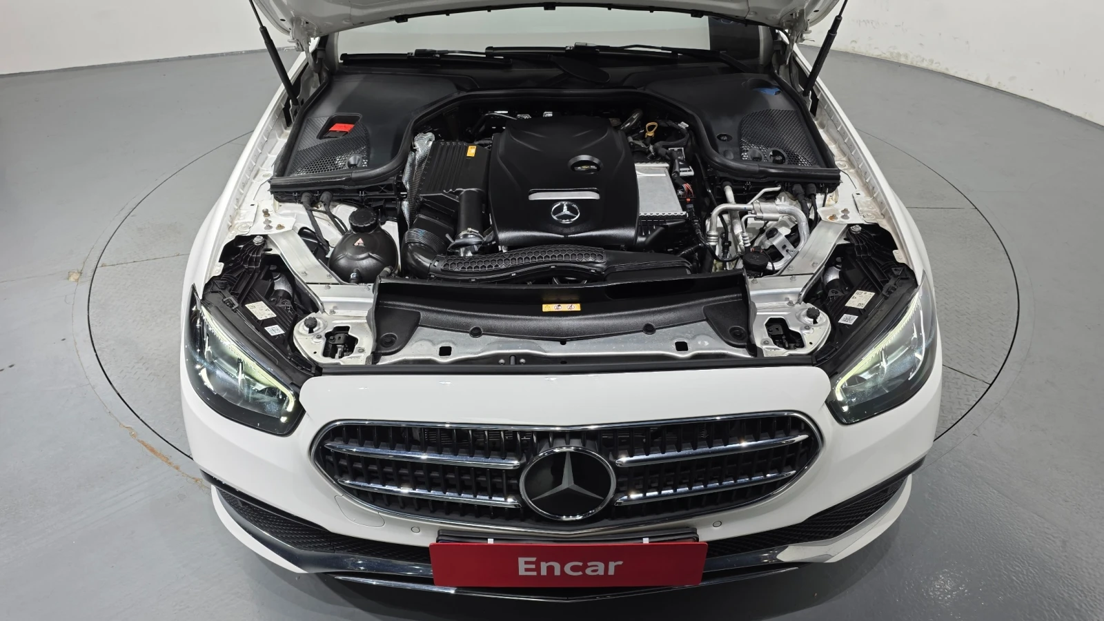 Mercedes-Benz E 250 Avantgarde, снимка 6 - Автомобили и джипове - 55742426